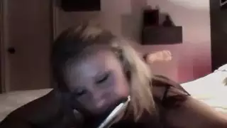 مثيرة ومبللة وجاهزة للجنس الصعب