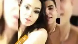 عاهرة مشاهير مكشوفة: جوهرة ترقص ثم تمص وتنيك