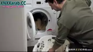 اكتشفاازوجها خيانة زوجته في البيت