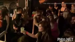 جنس جماعي جامح: منى فاروق وشيماء يمارسان الجنس مع خالد يوسف