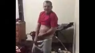 ‫تطفل علني إباحي: نيك في حافلة متحركة‬