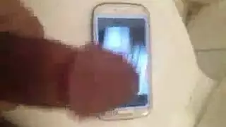 فتيات صغيرات مثيرة تدرب راهبة متدينة على إيلاج مزدوج متطرف